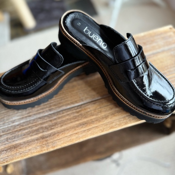 NEW Bueno Black Patent Amber Women's Open Back Clog - Picture 13 of 15